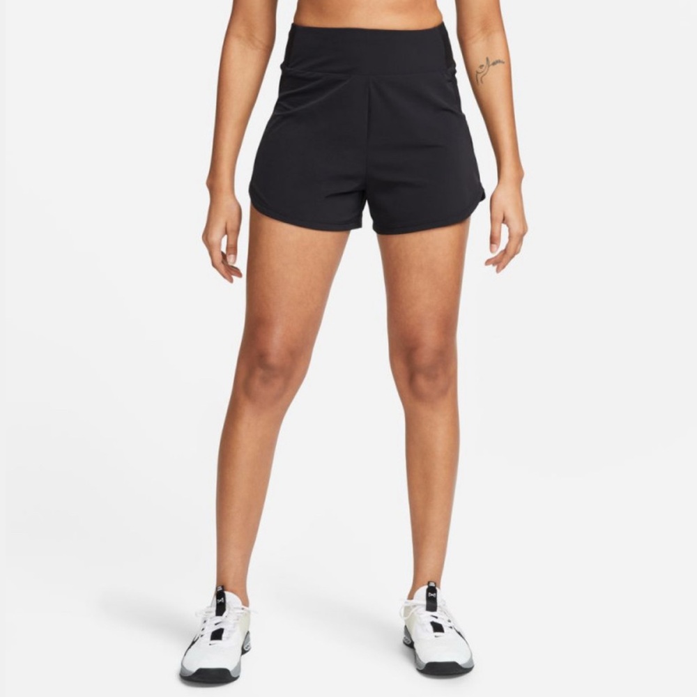 Nike Women’s Dri Fit Bliss 3” shorts